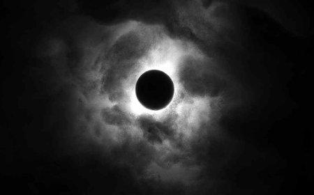 Rare Black Moon Delivers Epic Stargazing Spectacle Worldwide