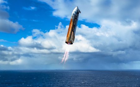 SpaceX Starship Survives Fiery Reentry in Epic Test: A Milestone in Space Exploration