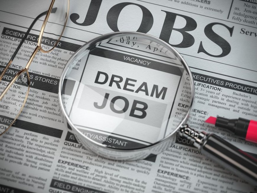 Top 10 Fastest-Growing Careers from 2022–2034: Healthcare, Tech, and Renewable Energy Jobs Leading the Future of Work