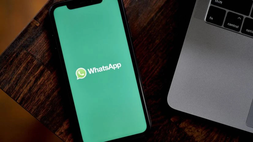 iOS 26: WhatsApp Explores Liquid Glass Design Language for Apple iPhone App