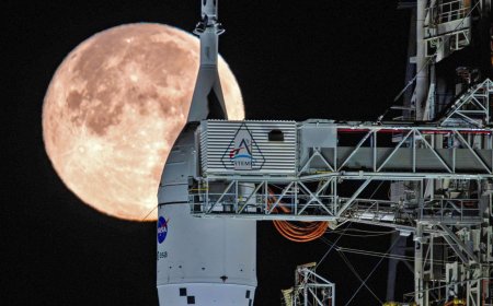 Nasa targets early March to send humans back around the Moon