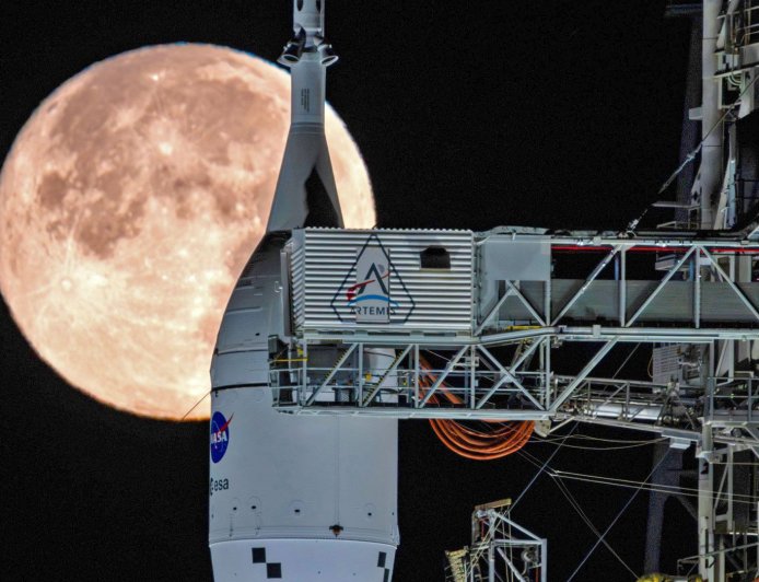 Nasa targets early March to send humans back around the Moon