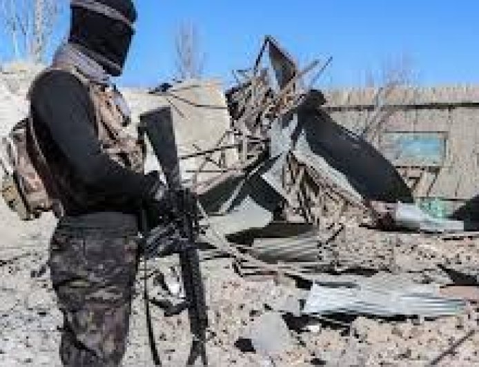 Pakistan-Afghanistan Tensions Escalate as Iran Offers Mediation