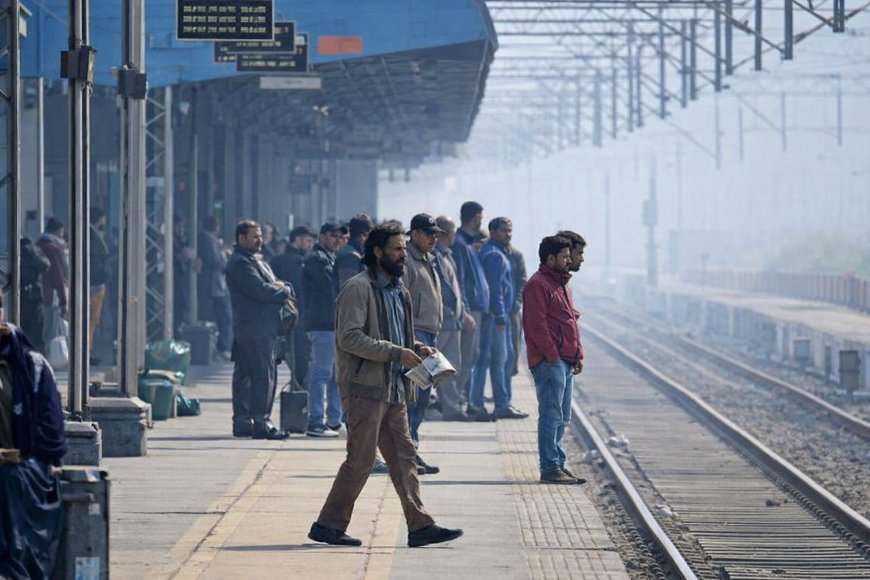 Weather Today Feb 5: Cold Wave, Fog, Rain Across India Now